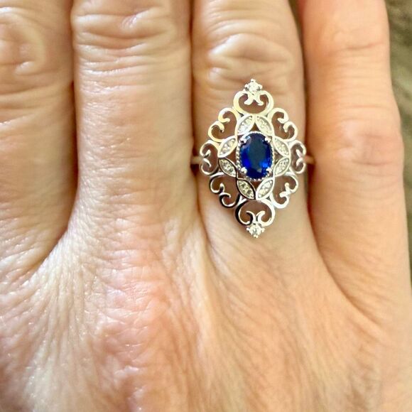 Sterling Silver Elegant Blue Sapphire CZ Marquise Design Ring New - Picture 6 of 6
